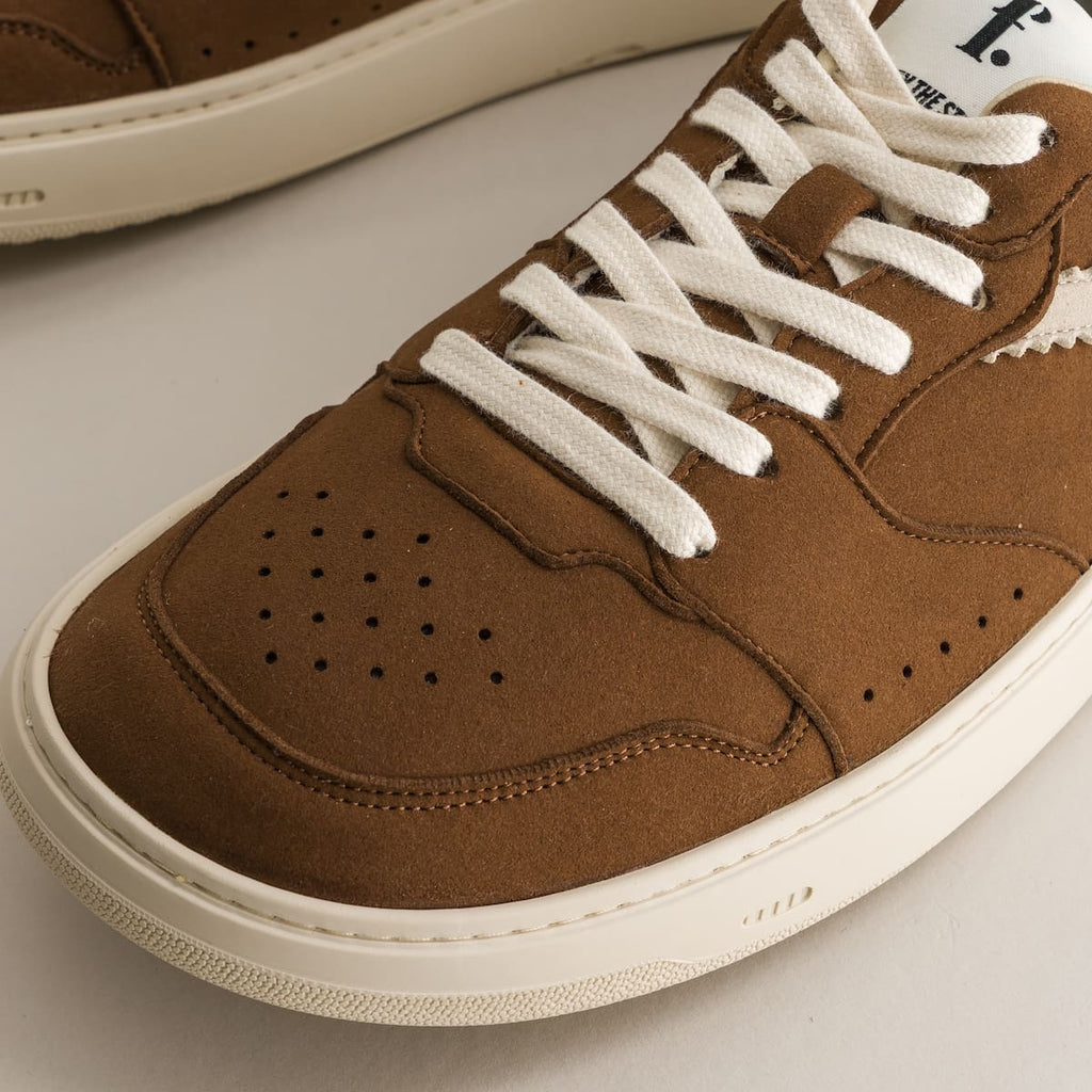 Brown barefoot sneakers - detailed view